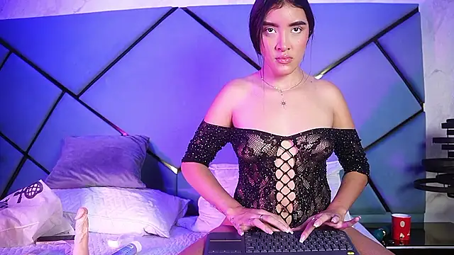 _mia_rossi's cam snapshot