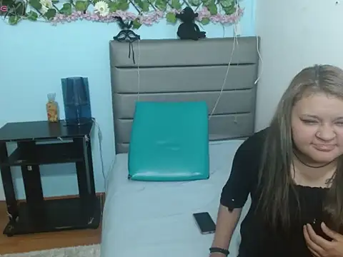 Cecilia_and_Carlos's cam snapshot