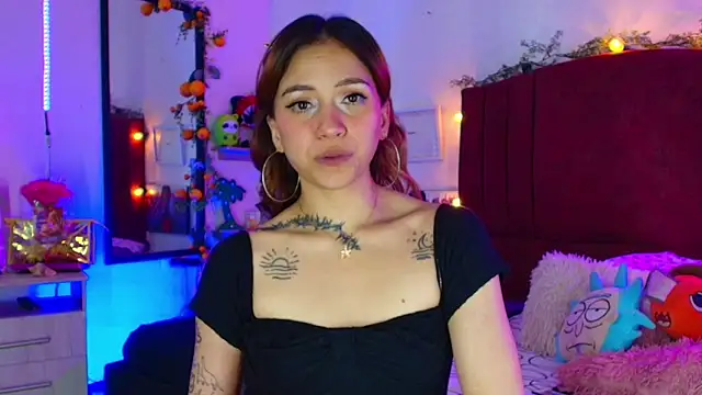 alisson_zafiro_'s cam snapshot