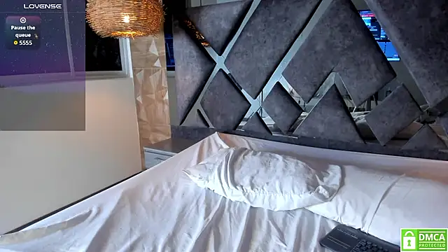 Rose_Evans__'s cam snapshot