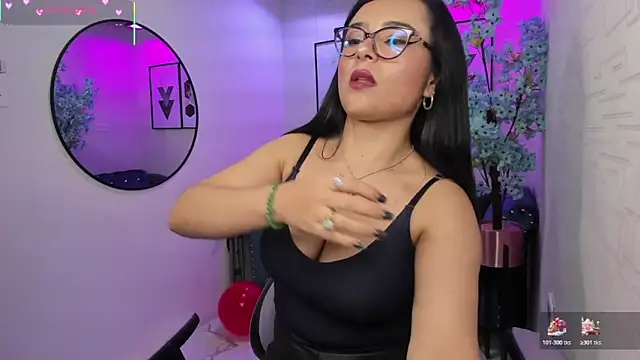 Tiara_rr's cam snapshot