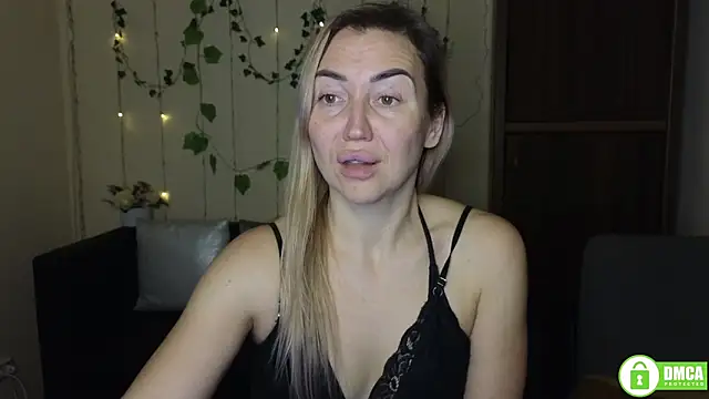 Kiss_julli88I's cam snapshot