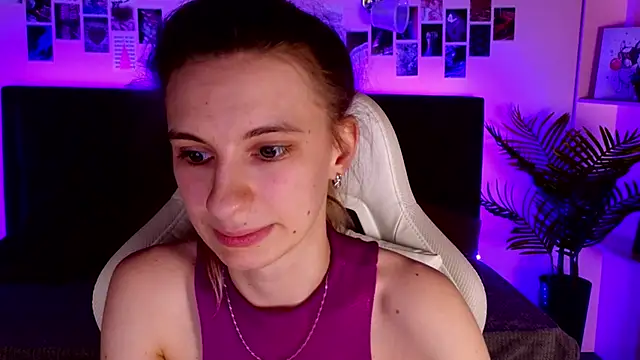 kaleriyaa_'s cam snapshot