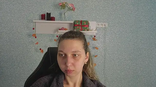 CuteEllii's cam snapshot