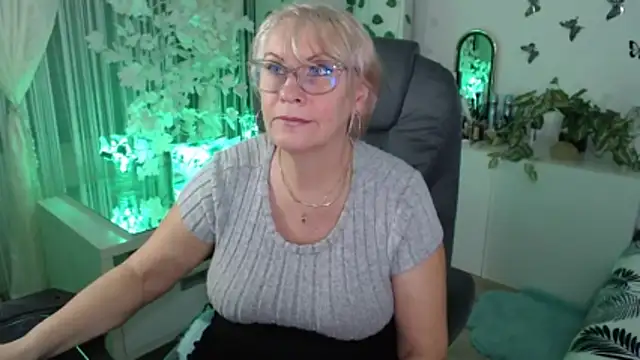 Ghertrude52's cam snapshot