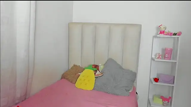 ImSofia222_'s cam snapshot