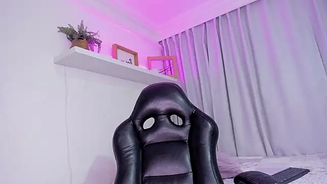 emmyheart7's cam snapshot