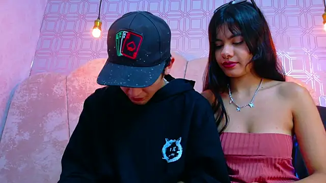 CharlotteandTaylorr's cam snapshot