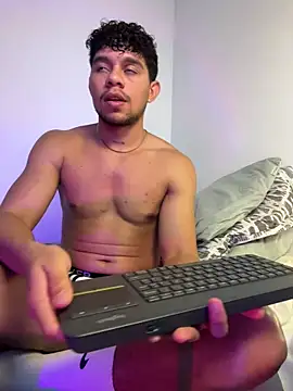 austin_spears_'s cam snapshot