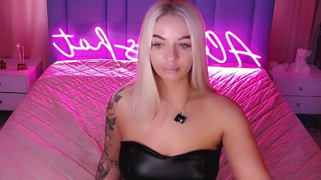 AllwaysHotJ's cam snapshot