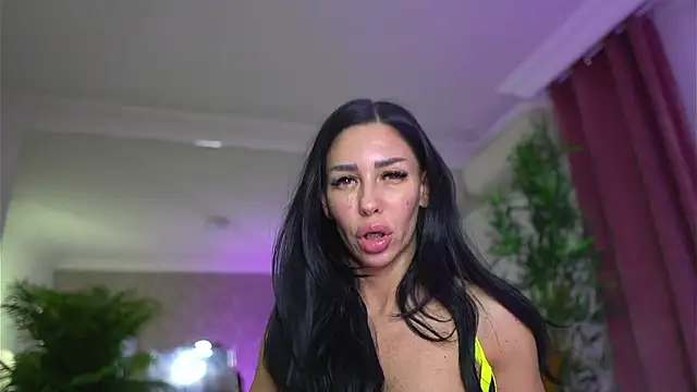 MyaBlack's cam snapshot