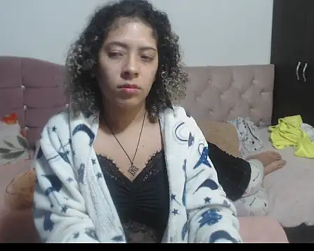 CATTALINAHOT's cam snapshot