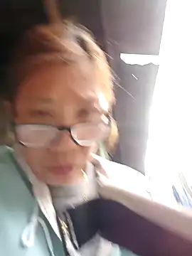 bella-la's cam snapshot