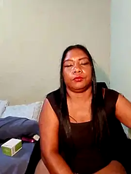 rosmery-navarro's cam snapshot