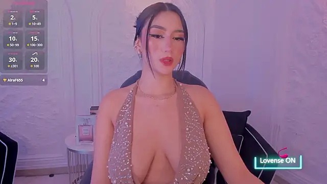 MaddisonLowe's cam snapshot