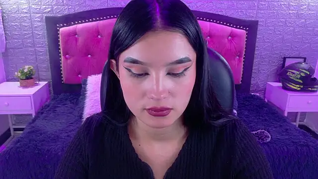 Natalie_loffreda's cam snapshot