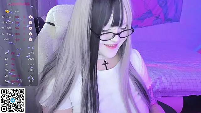 SelenaCute live sex cam