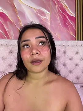 Rousse_blue live sex cam