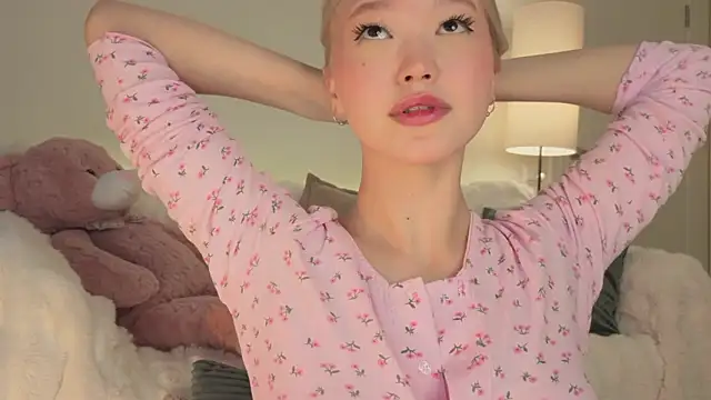 milli_sun_'s cam snapshot