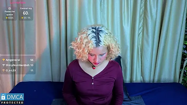 ahsly_Zam's cam snapshot