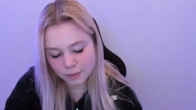 Lulu_Di live sex cam