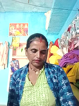 Manvi_hote's cam snapshot