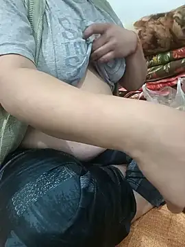 payal_261072_'s cam snapshot