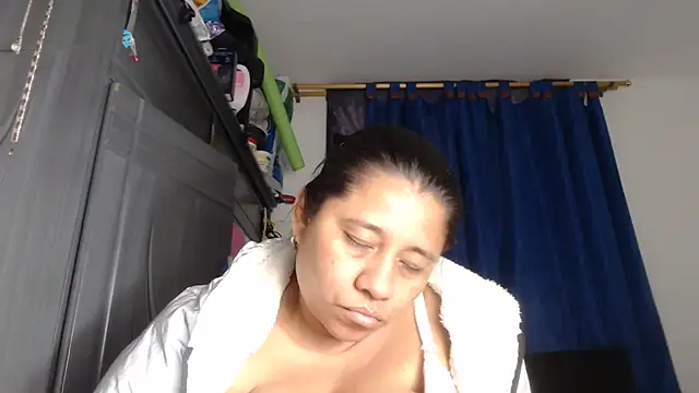 adrixxx38's cam snapshot