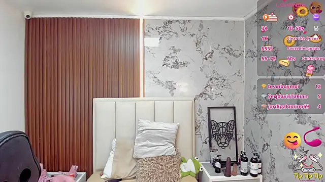 MADISON_ROWAN1's cam snapshot