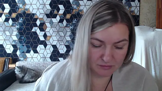 NikaSkylink's cam snapshot