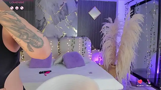 SarahCastro1_'s cam snapshot