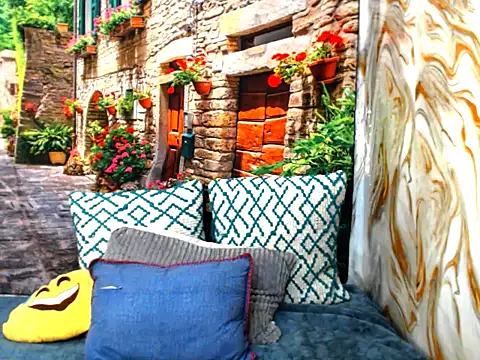 spicybarbie live sex cam