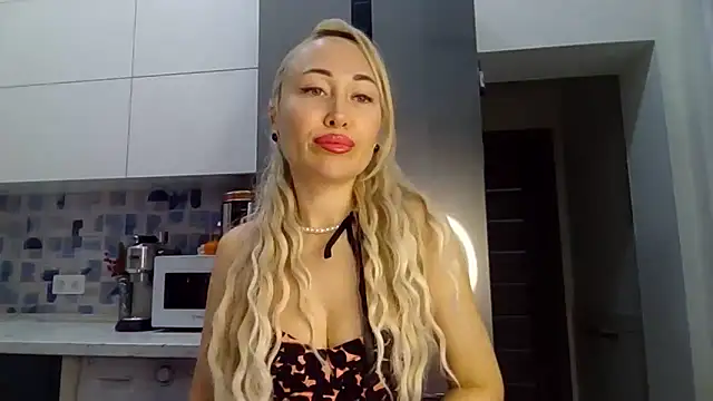 NanaGold2992's cam snapshot