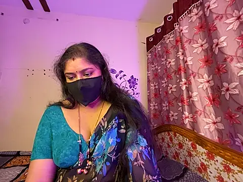 LouleyRanii's cam snapshot