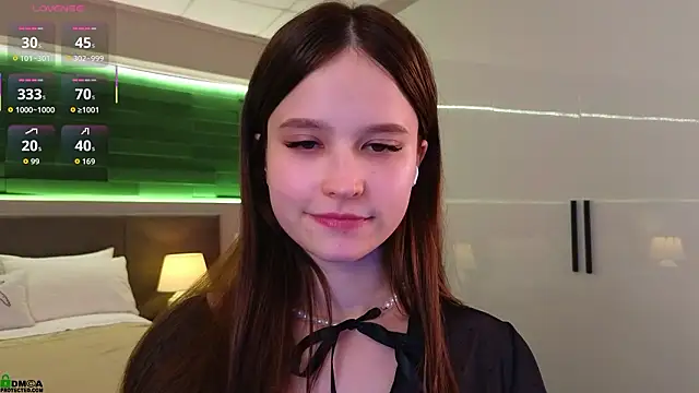 Rina_Red's cam snapshot