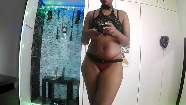 BaDSubMiss's cam snapshot