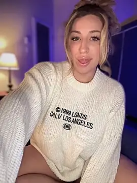 miamellycious live sex cam