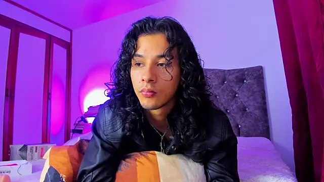 Benjamin_fiore's cam snapshot