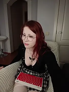 Sofie_Burn's cam snapshot