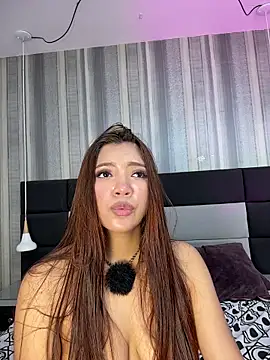 Pushaina__1's cam snapshot