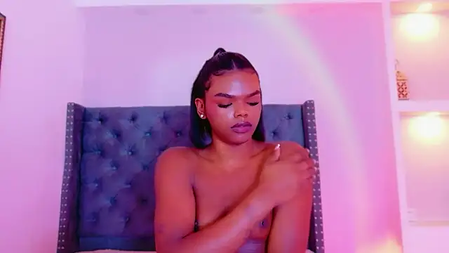 CamiEstrada live sex cam