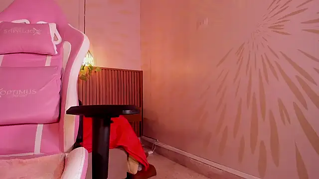 daphne_courtis's cam snapshot