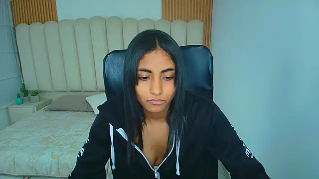 shaneelle live sex cam