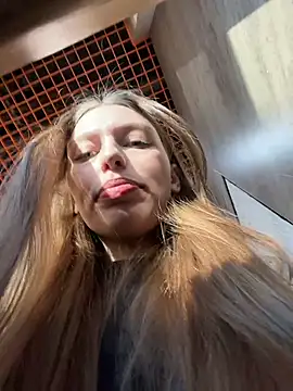 LeiaMood's cam snapshot