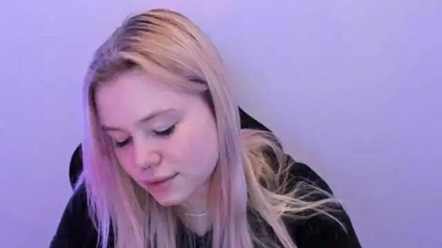 Lulu_Di's cam snapshot