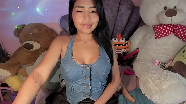 Pocahontascute_33 live sex cam