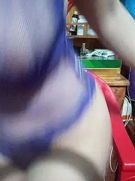 LunarLy's cam snapshot