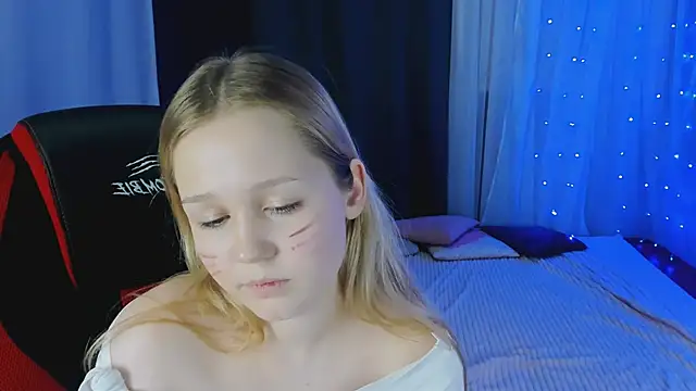 FallenLane's cam snapshot