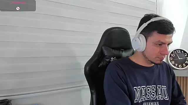 Rick_Adams's cam snapshot