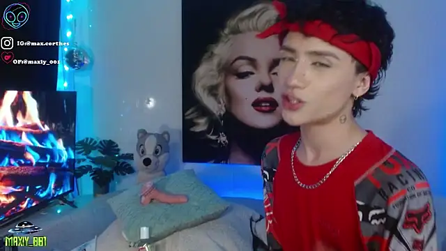 maxiy_001 live sex cam